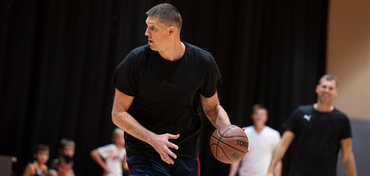 Виктор Хряпа стал заместителем руководителя Департамента национальных и резервных сборных команд